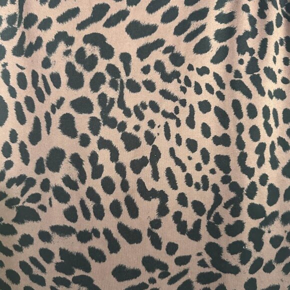 Daisy Fuentes FIT Women’s Leopard Print Short Sleeve Active Top – Size M - Picture 5 of 5